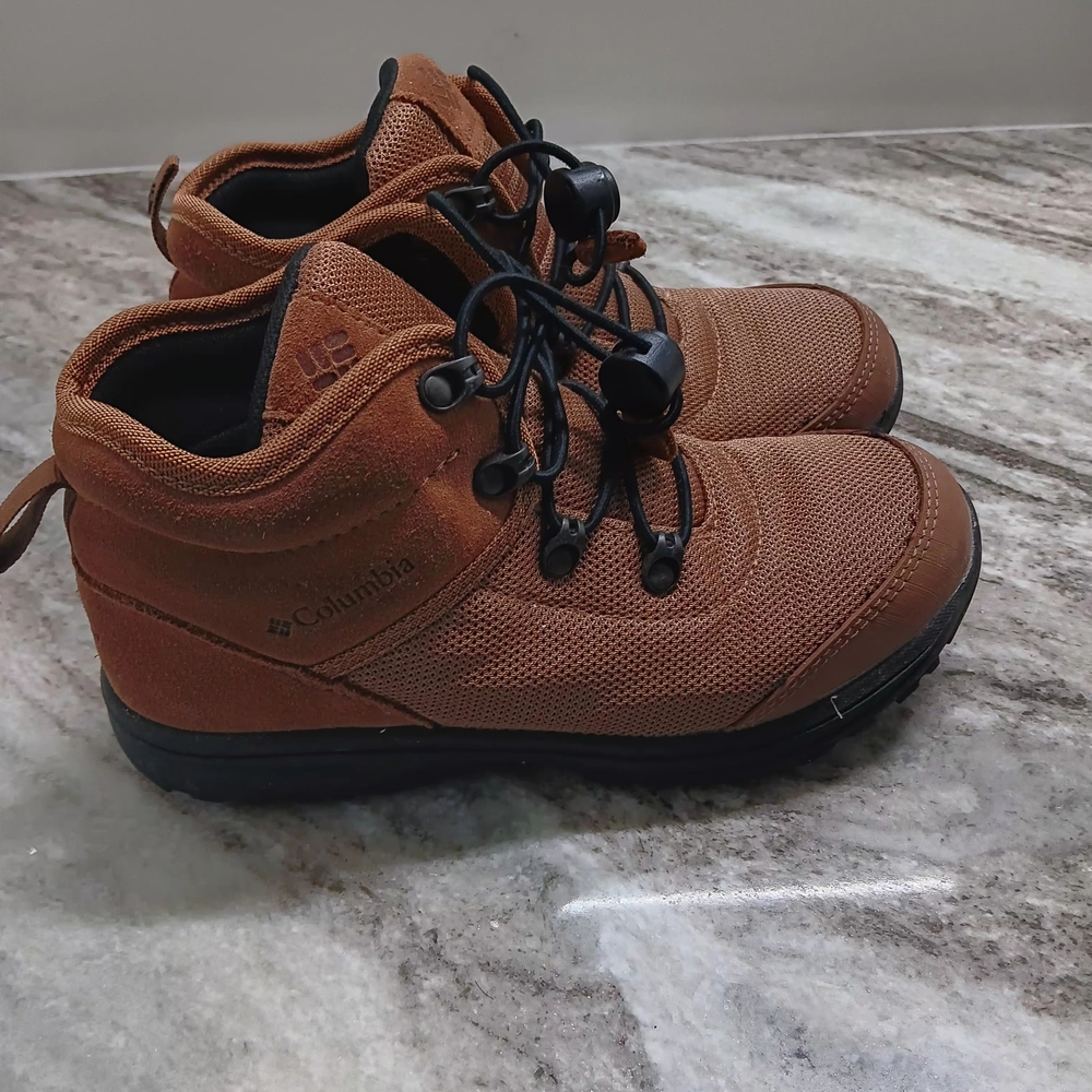Columbia Fairbanks Mid Brown Boots - Picture 2 of 4